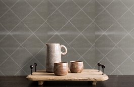 Обои Chesterfield 13-Sterling фото в интерьере коридора превью