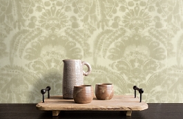 Обои Kew Sand фото в интерьере коридора превью