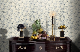 Обои Aviary Toile Indigo Fabri фото в интерьере гостиной превью