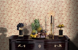 Обои Aviary Toile Rouge Fabric фото в интерьере гостиной превью