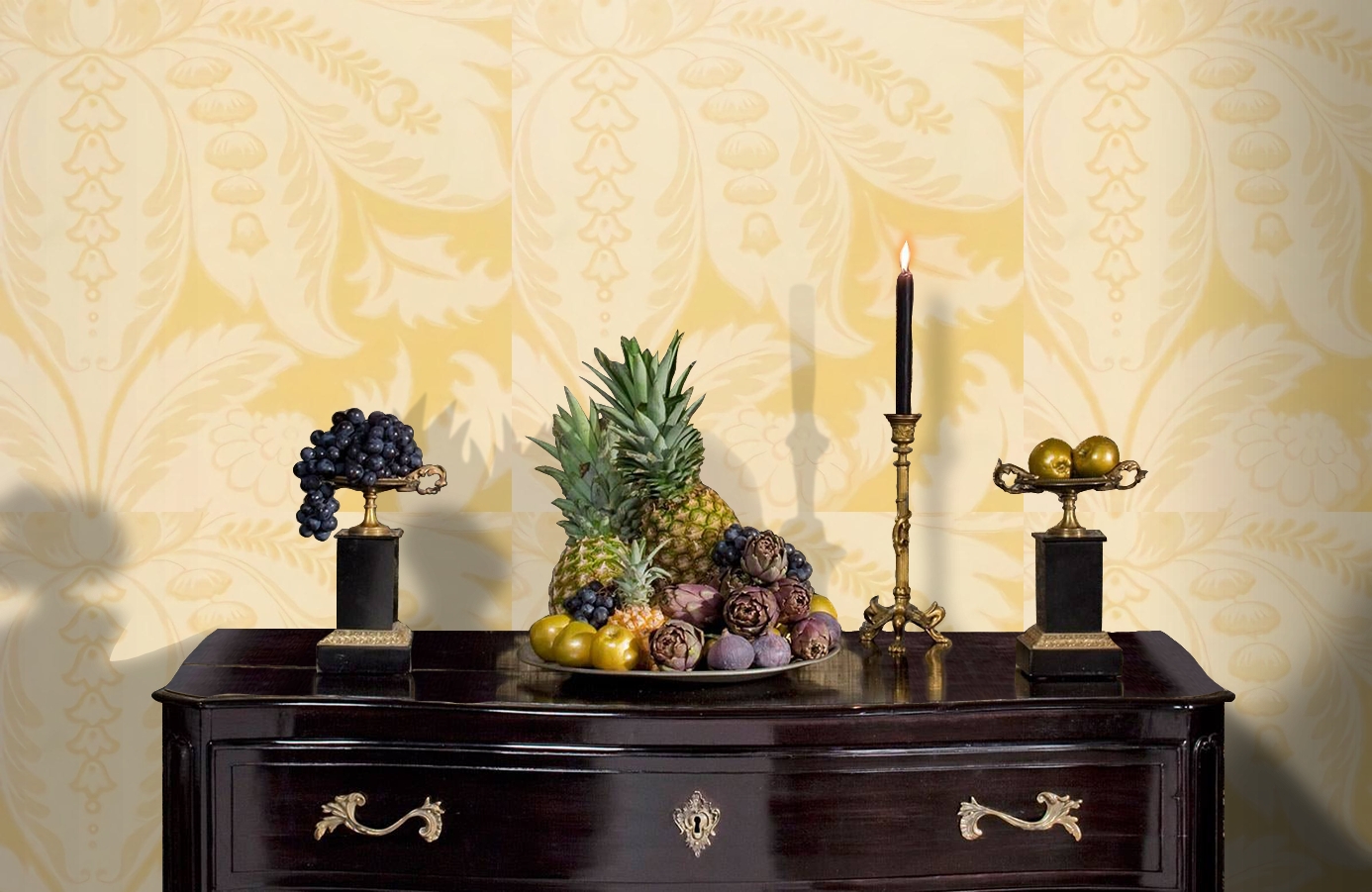 Обои Venetiandamask-Corn-Wpcw9 фото в интерьере гостиной