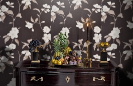 Обои INF 24889502 фото в интерьере гостиной превью