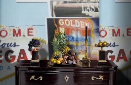 Обои F15.0029.A01 TRAVEL A-01 фото в интерьере гостиной превью