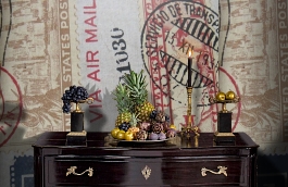 Обои F15.0031.A02 WORLD A-02 фото в интерьере гостиной превью