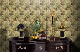 Обои ROSES_ANCIENNES_P__01 фото в интерьере гостиной превью