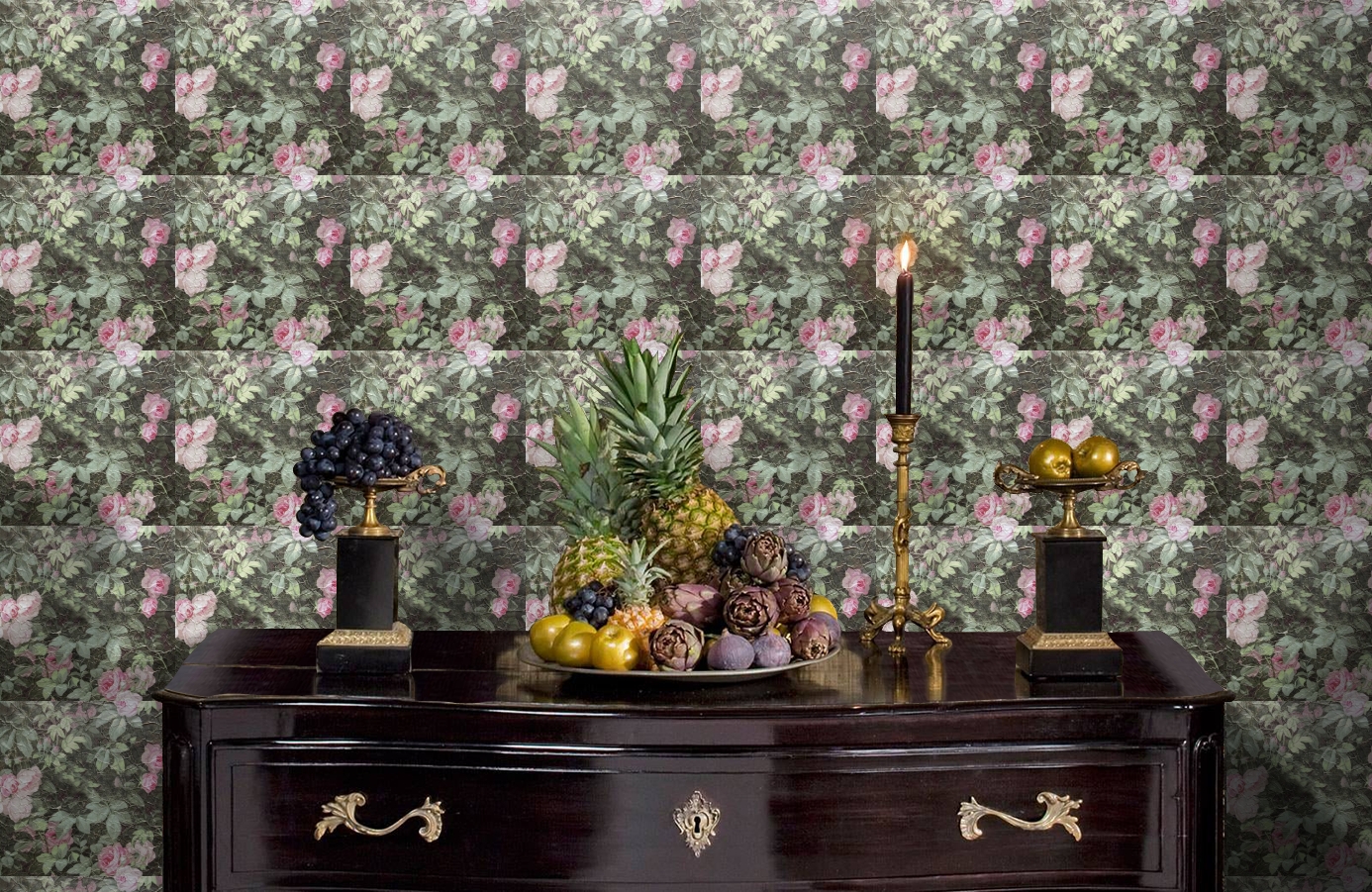 Обои ROSES_ANCIENNES_P__12 фото в интерьере гостиной