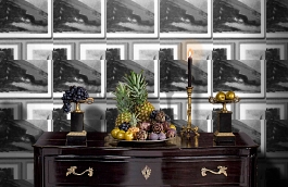 Обои Studio A Gray фото в интерьере гостиной превью