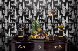 Обои W35 0001 W50 фото в интерьере гостиной превью