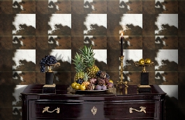 Обои VP-629-01 фото в интерьере гостиной превью