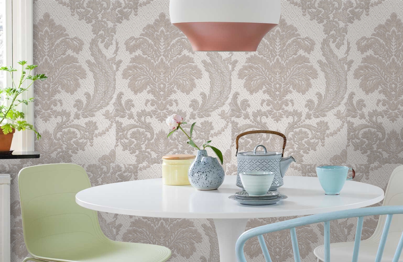 Обои 4573-3 фото в интерьере кухни