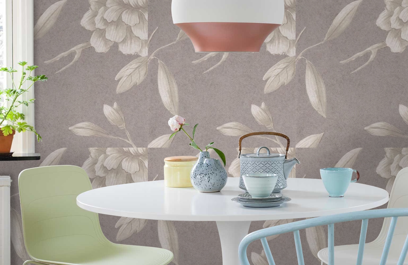 Обои Jasper Peony Metallic 3 фото в интерьере кухни