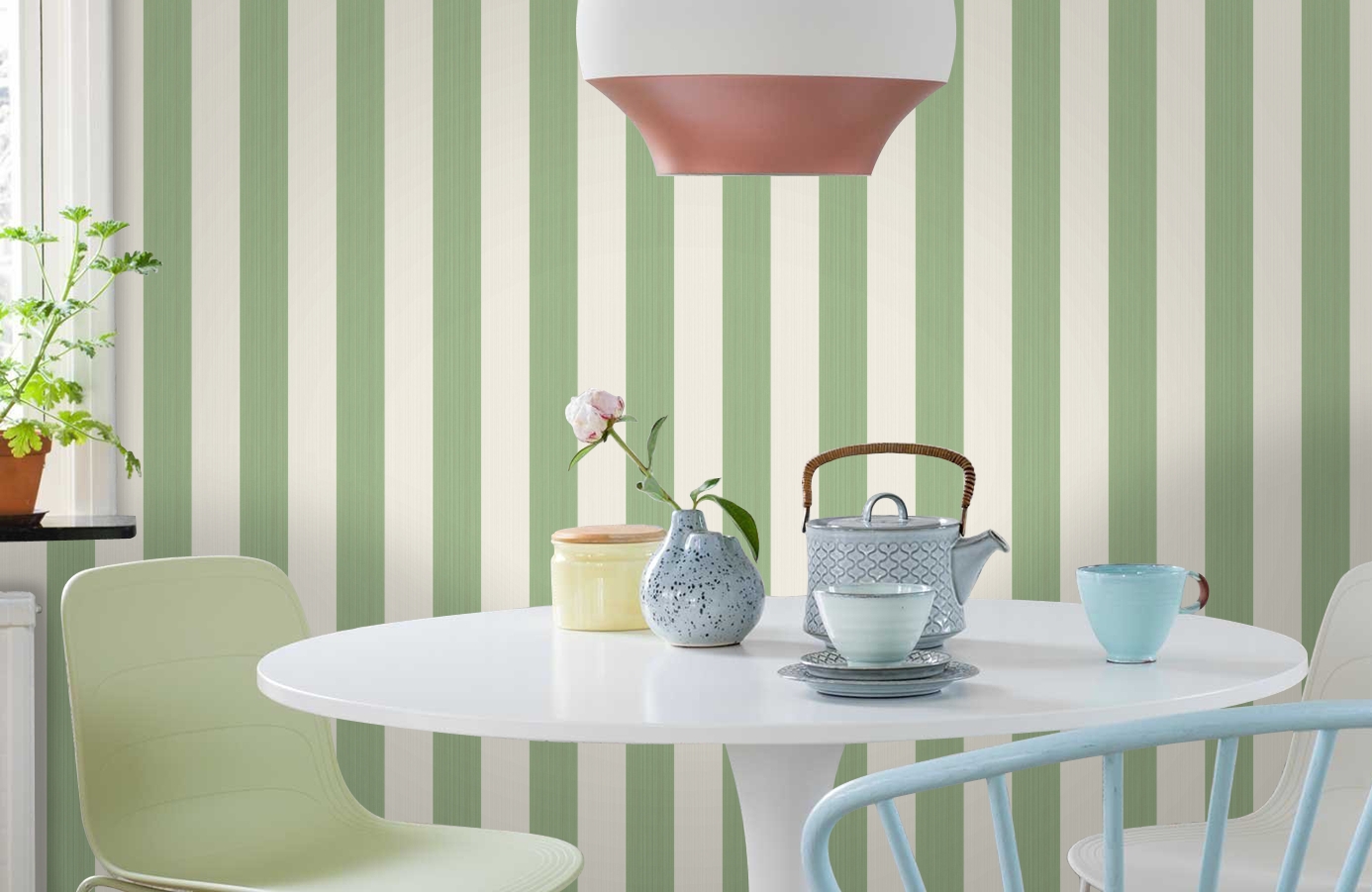 Обои 110/4022 фото в интерьере кухни