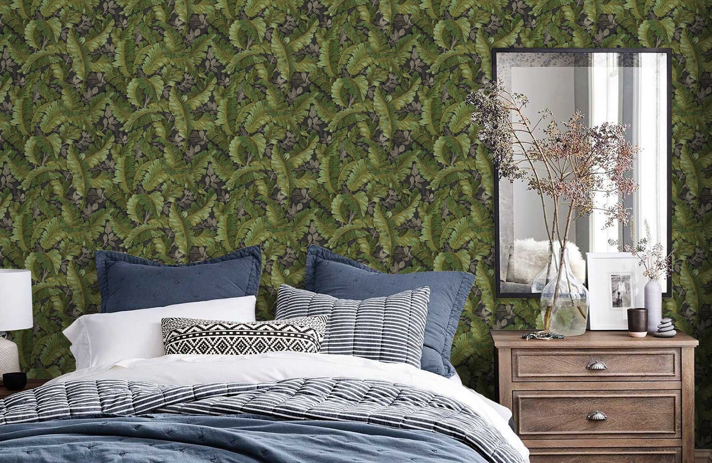 Обои RDT2201-6 фото в интерьере спальни