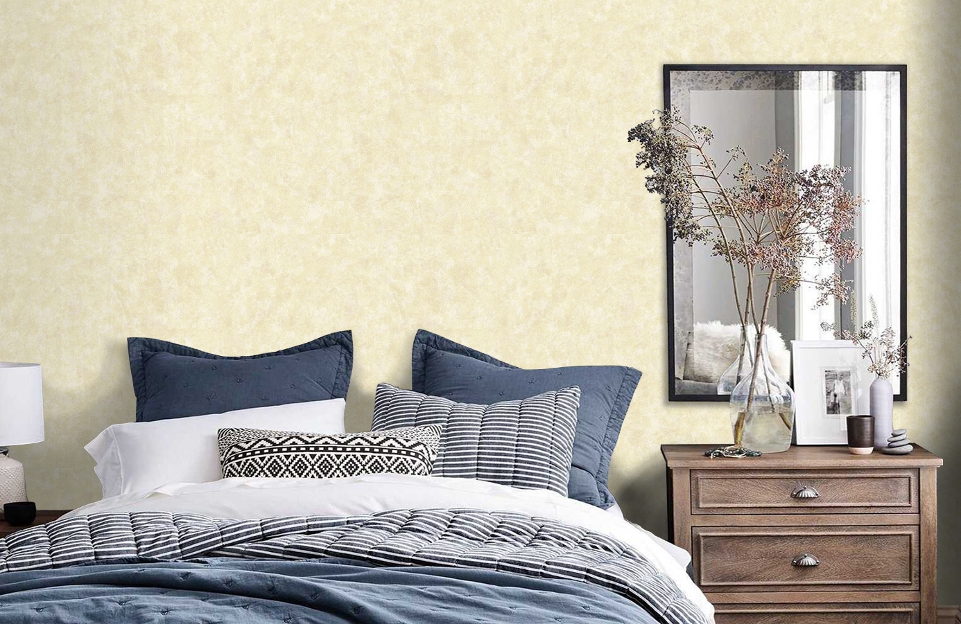 Обои RST1608-7 фото в интерьере спальни