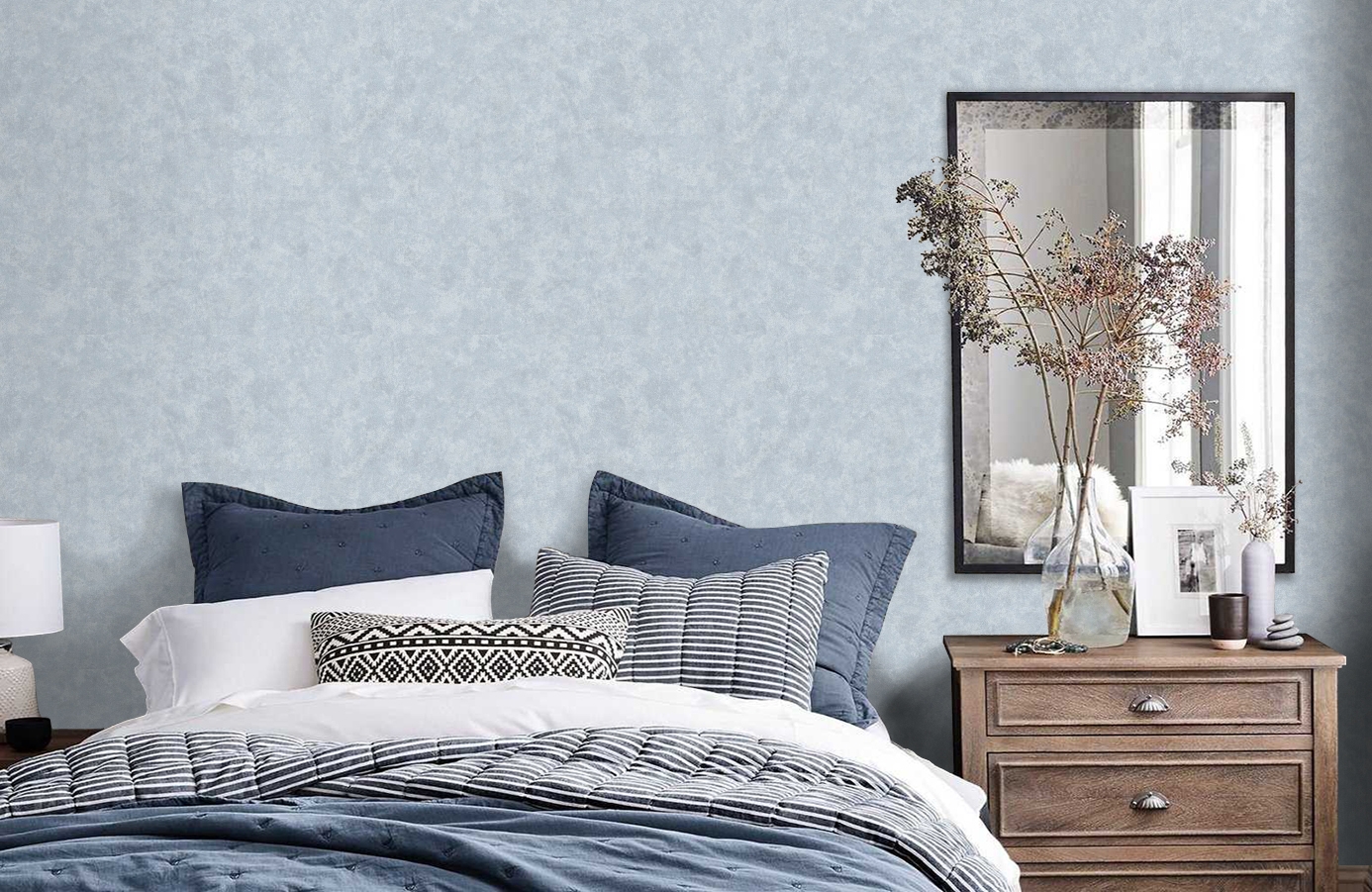 Обои RST1608-9 фото в интерьере спальни