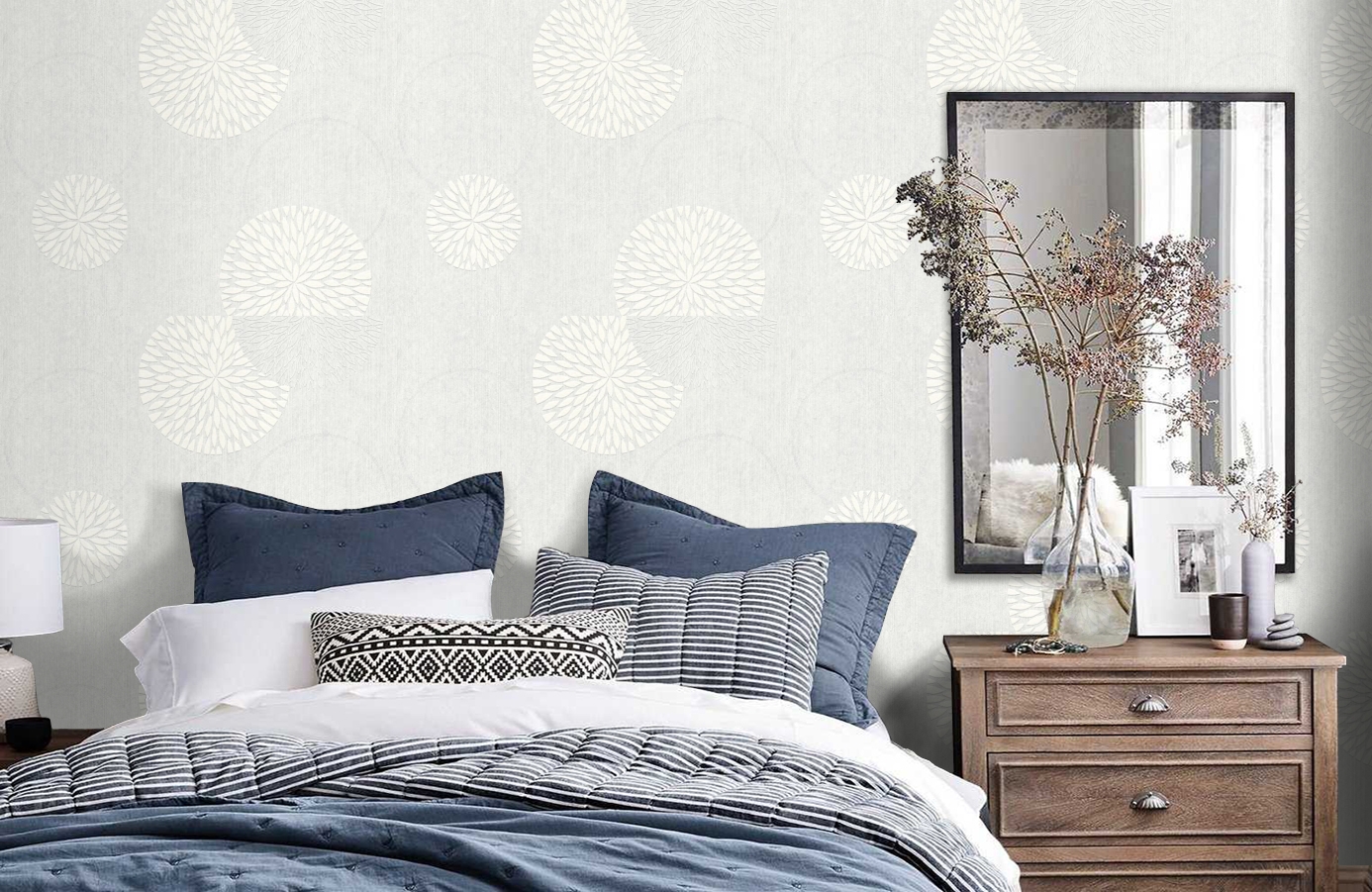 Обои 32131-1 фото в интерьере спальни