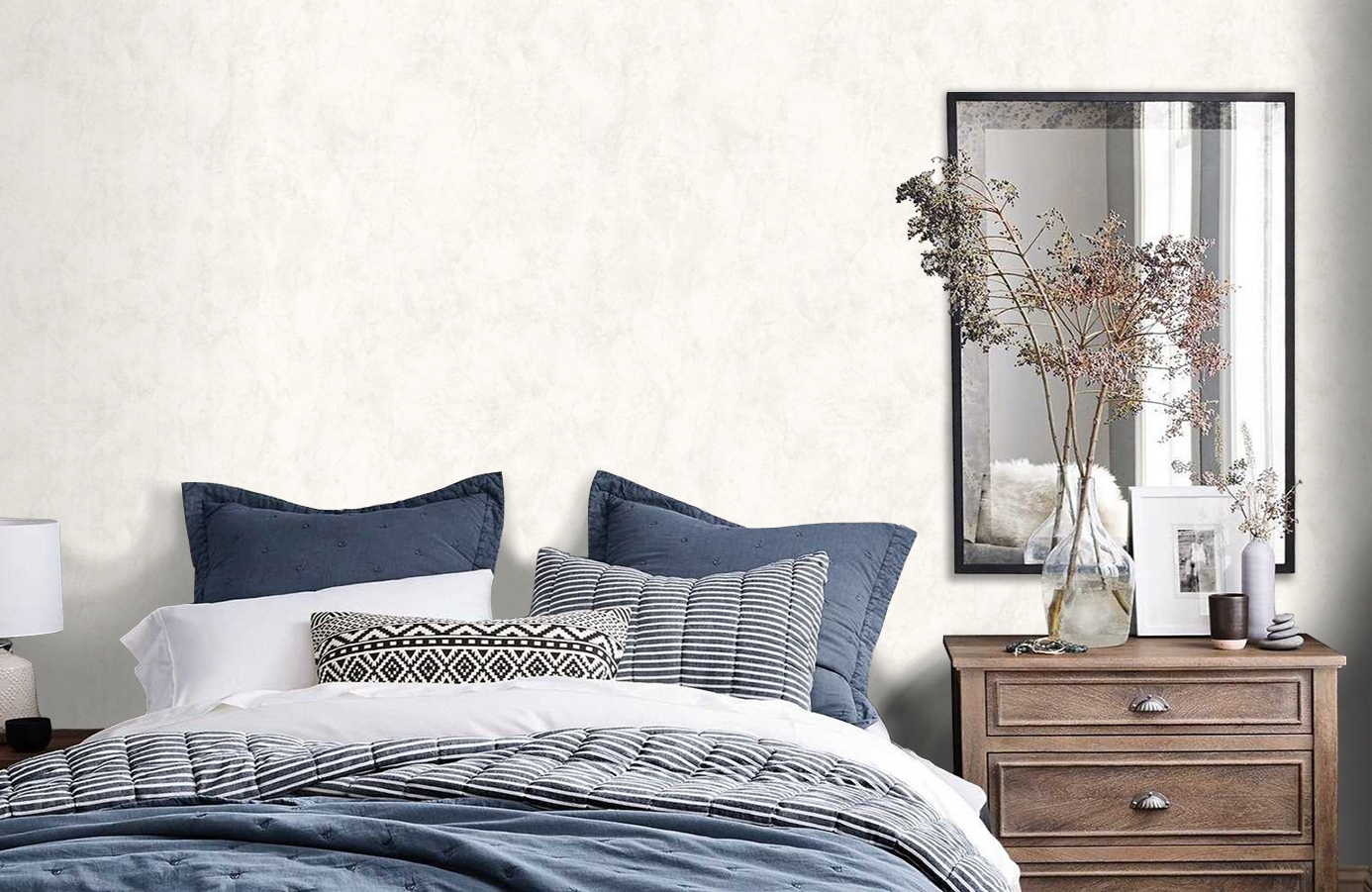 Обои 105401 фото в интерьере спальни