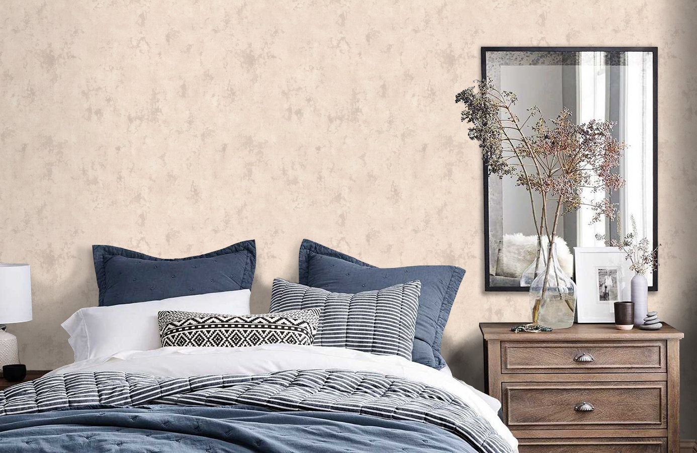 Обои 7158-01 фото в интерьере спальни