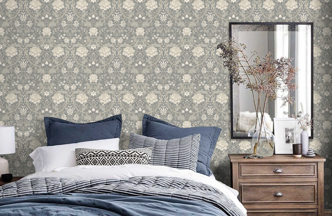 Обои KT20108 фото в интерьере спальни