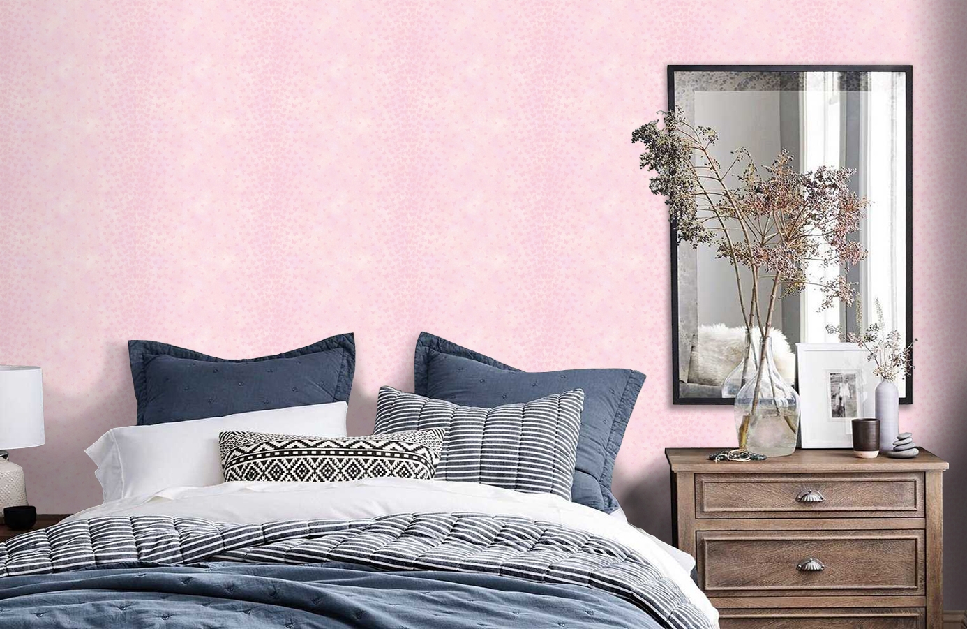 Обои TOT47252 фото в интерьере спальни