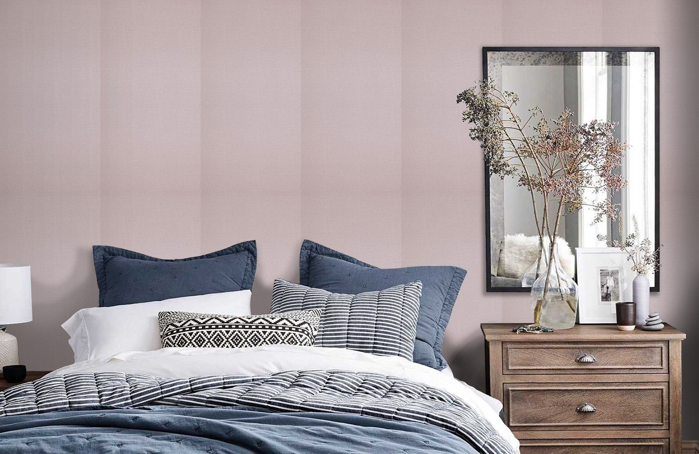 Обои 218211 фото в интерьере спальни