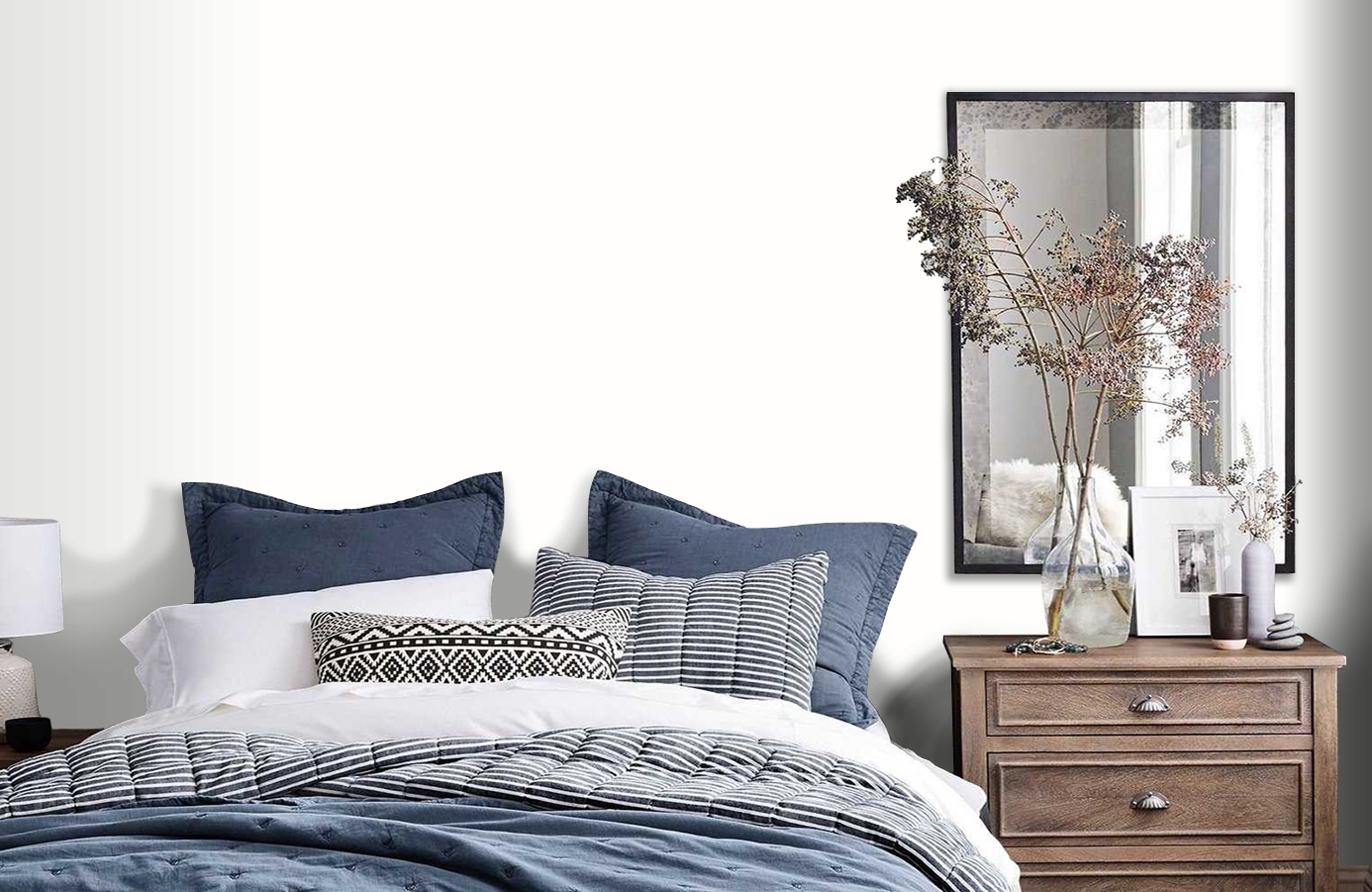 Обои 33547 фото в интерьере спальни