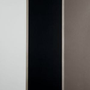 флизелиновые полностью обои в коридор Clarke&Clarke с полосой стиле «модерн» Viva W0014-03 На фото флизелиновые полностью обои в коридор Clarke&Clarke с полосой стиле «модерн» Viva W0014-03