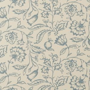 обои в комнату Clarke&Clarke с цветами  английской стиле Clarisse W0031-11 На фото обои в комнату Clarke&Clarke с цветами  английской стиле Clarisse W0031-11