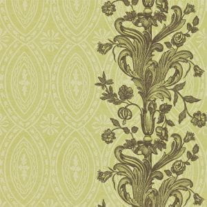английские элитные бумажные обои бежевые с цветами  Zoffany Chantemerle CHP01004 На фото английские элитные бумажные обои бежевые с цветами  Zoffany Chantemerle CHP01004