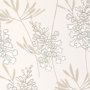 обои в комнату Clarke&Clarke с цветами  английской стиле Wild Garden W0046-06 На фото обои в комнату Clarke&Clarke с цветами  английской стиле Wild Garden W0046-06