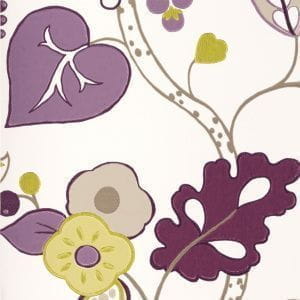 обои в комнату Clarke&Clarke с цветами  английской стиле Wild Garden W0045-03 На фото обои в комнату Clarke&Clarke с цветами  английской стиле Wild Garden W0045-03