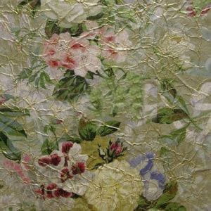 французские текстильные обои зеленые в комнату Zuber с цветами  Roses Anciennes ROSES_ANCIENNES_P__05 На фото французские текстильные обои зеленые в комнату Zuber с цветами  Roses Anciennes ROSES_ANCIENNES_P__05