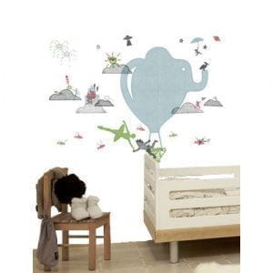 испанские обои белые Tres Tintas Kids Once upon a time M1002-2 На фото испанские обои белые Tres Tintas Kids Once upon a time M1002-2
